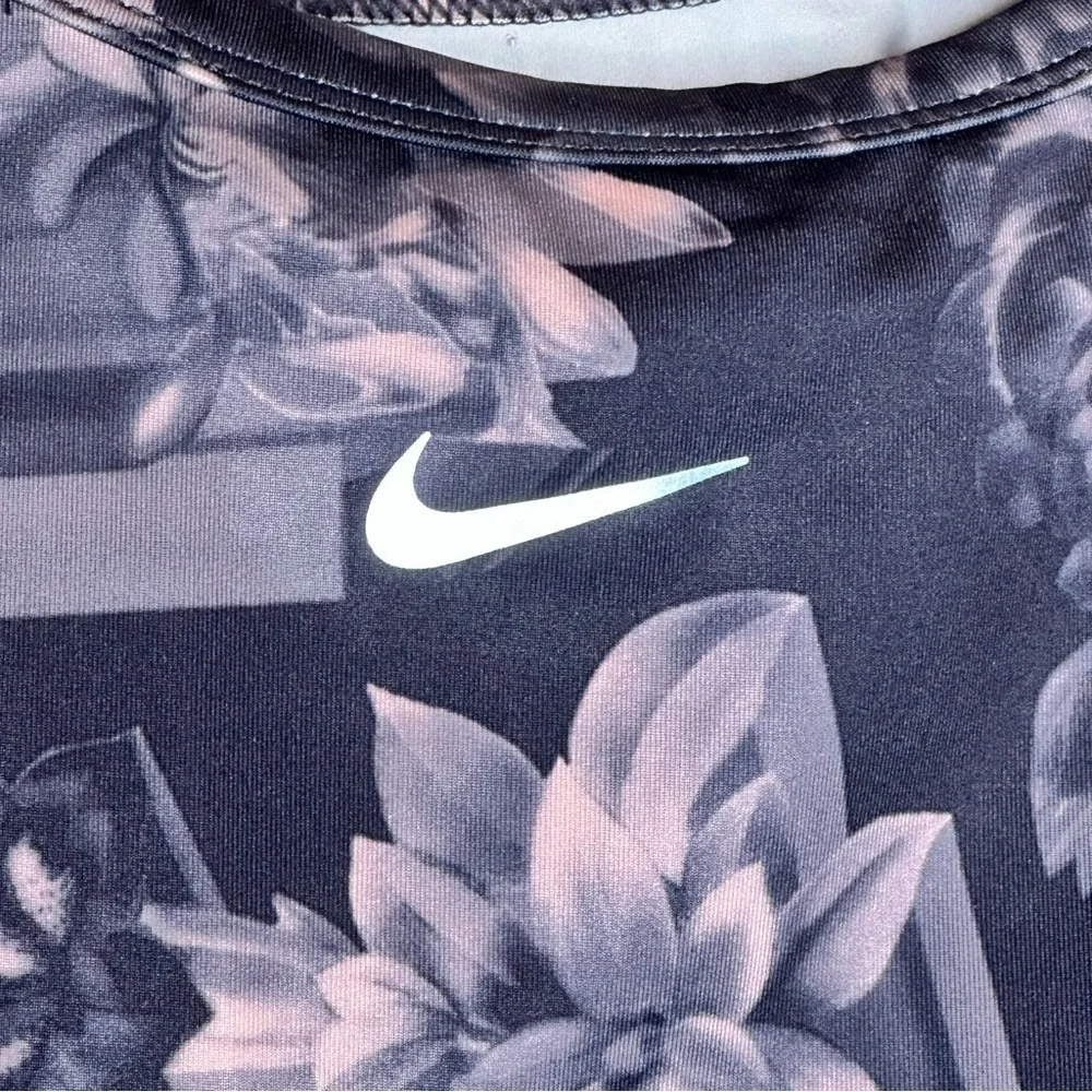 Women's Nike Epic Lux Running Floral Print Tank M Pink Gray Gym Running Yoga